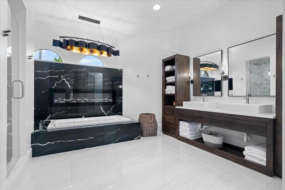 Luxury In *