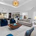 Luxury Villa In Nassau